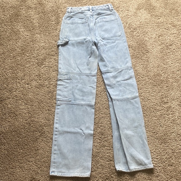 Pacsun , light washed mid rise cargo jeans - Picture 2 of 3
